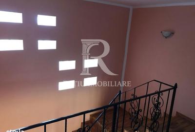 Casă cu 5 camere cu Teren 500 Mp în Oncea