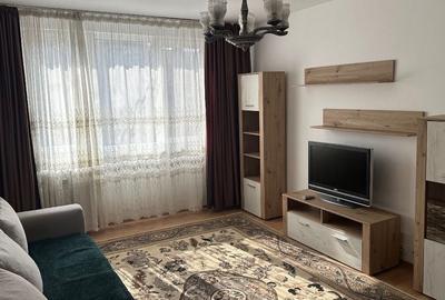 Apartament cu 2 camere decomandat, mobilat în Titan