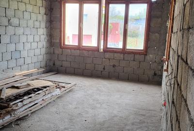 Casă cu 4 camere în Filiași - 5