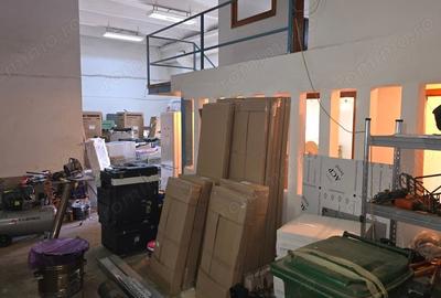 Spațiu comercial, de 130 mp, în Central - 9