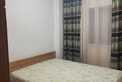 Apartament cu 2 camere decomandat în Micro 3 - 6