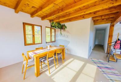 Casă cu 7 camere cu Teren 6370 Mp în Groși - 4