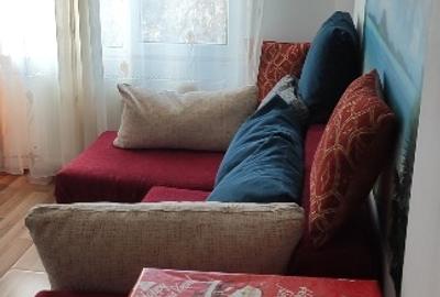 Apartament cu 3 camere semidecomandat în Vest