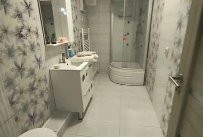 Casă cu 7 camere cu Teren 432 Mp în Fizicienilor - 1