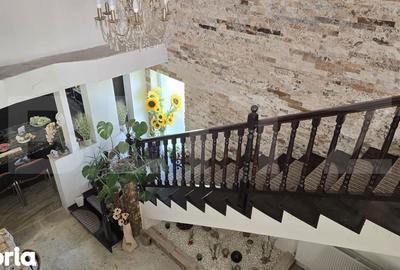 Casă cu 5 camere cu Teren 2800 Mp în Odoreu - 8