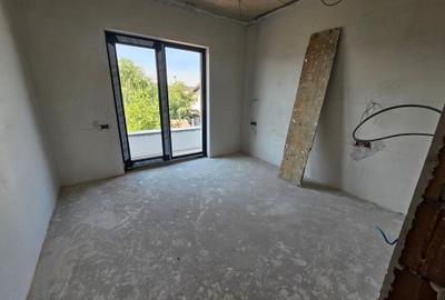 Casă de vânzare | 5 camere + mansardă | 280 mp | 380 mp teren - 3