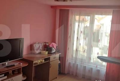 Casă cu 7 camere cu Teren 602 Mp în Nufărul - 2