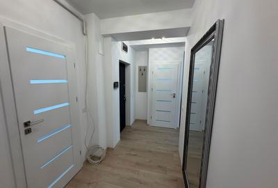 Apartament cu 2 camere decomandat în Micro 14 - 6
