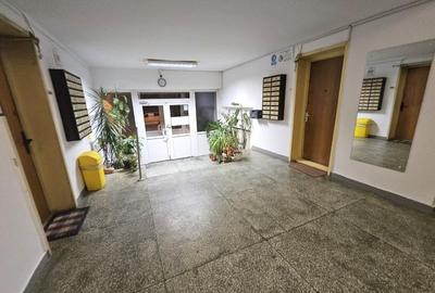 Metrou Parc Str. Crinului 55mp Et.5 Mobilat Utilat Clasic Bloc Reabilitat - 13