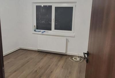 Apartament cu 2 camere decomandat în Scriitorilor