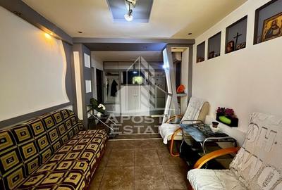 Apartament 2 camere,decomandat,zona Lipovei