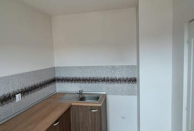 Apartament cu 2 camere decomandat în Exterior Vest