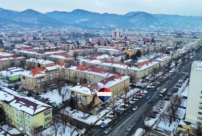 Spațiu comercial, de 13.60000038147 mp, în Ultracentral - 10