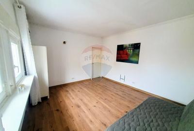Garsonieră decomandată, mobilată în P-ța Romană - 2
