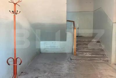 Spațiu comercial, de 1,200 mp, în Central - 7