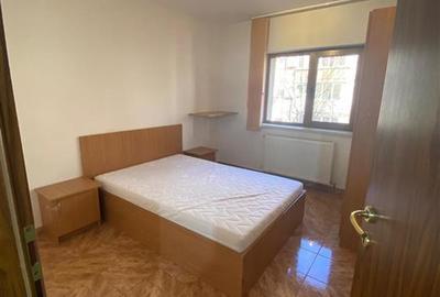 Apartament cu 3 camere decomandat în Soarelui - 4
