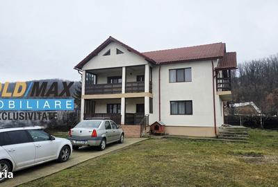 Casă cu 5 camere cu Teren 921 Mp în Bascov - 2