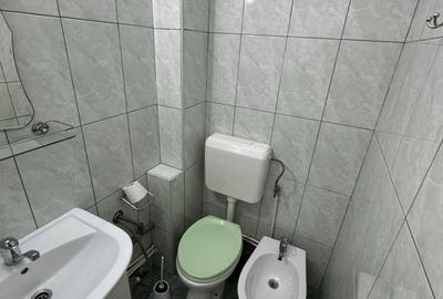 Apartament cu 3 camere decomandat în Central - 2
