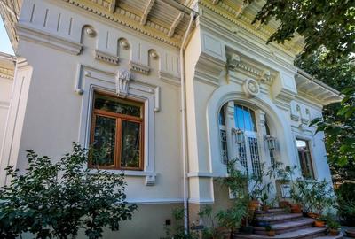 Casă cu 11 camere în Grădina Icoanei