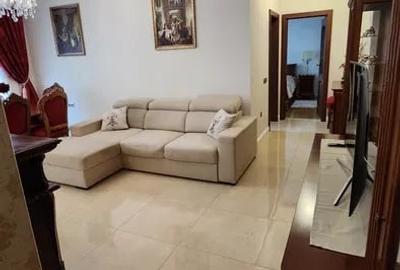 Apartament cu 2 camere semidecomandat, mobilat în Bună Ziua