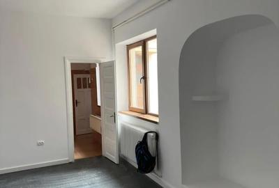 Casă cu 3 camere cu Teren 115 Mp în 13 Septembrie - 5