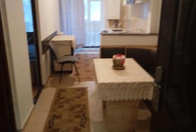 Garsonieră decomandată în Florești - 1