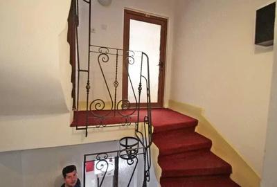 Casă cu 10 camere cu Teren 450 Mp în Stadion - 8