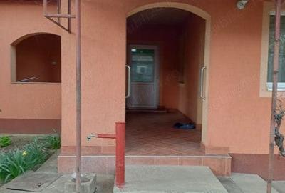Casă cu 5 camere în Central - 7