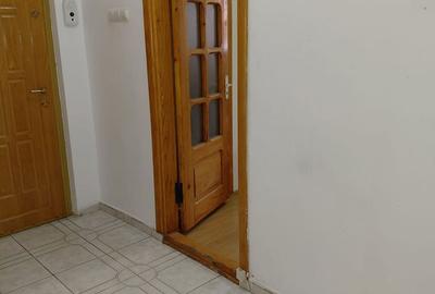 Apartament cu 2 camere decomandat în Broșteni - 3