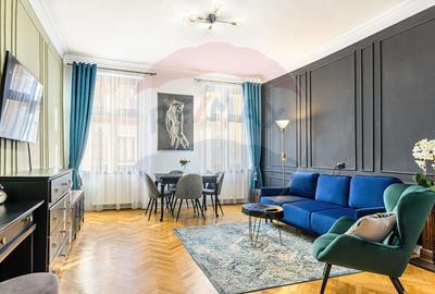 Apartament cu 2 camere decomandat în Centrul Istoric