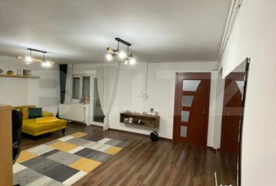 Apartament cu 3 camere semidecomandat în Micro 5 - 4