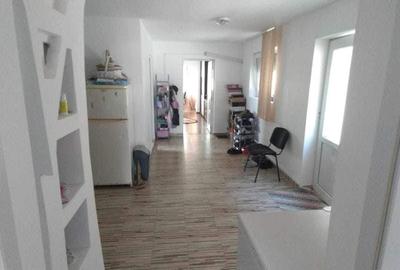 Casă cu 4 camere în Ultracentral - 8