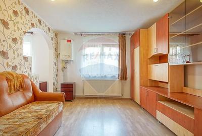 Apartament 2 camere renovat, central - Zona ISR, Rasnov Apartament 2 camere renovat, central - Zona ISR, Rasnov - 1