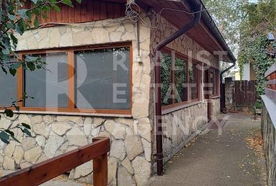 Casă individuală cu 9 camere cu Canalizare în Breazu - 23