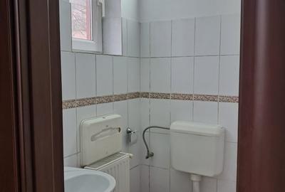 Casă individuală cu 12 camere cu Canalizare în P-ța Muncii - 20