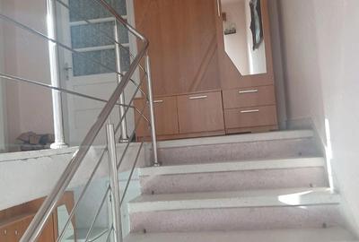 Casă cu Teren 4000 Mp în Central