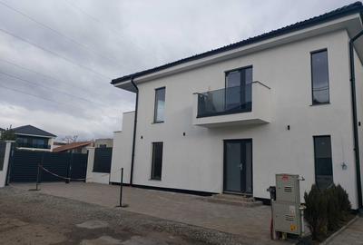 Casă cu 4 camere în Șelimbăr - 4