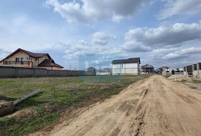 Teren de 1000 mp, în Crihala - 2