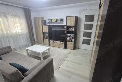 Proprietar vand apartament 2 camere