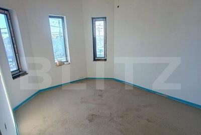 Casă cu 5 camere cu Teren 336 Mp în Central - 9