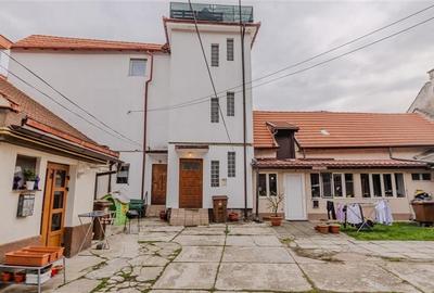 Locuinta cu caracter,doua niveluri,4 camere,terasa,garaj,curte,Centru Istoric Br - 40