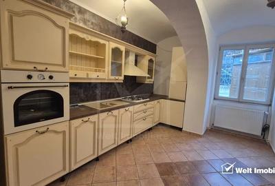 Apartament 170mp in vila, garaj, curte, Gruia zona 7 strazi - 1