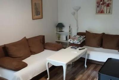 Apartament cu 3 camere decomandat în Telegrafului - 2