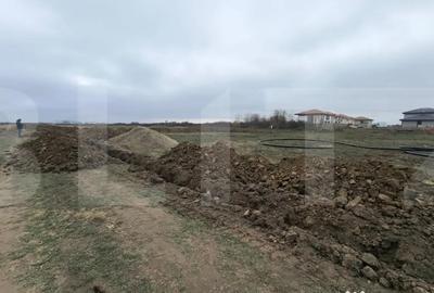 Teren de 1362 mp, în Central - 3