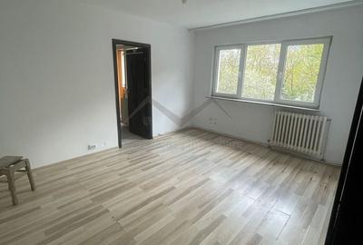 Apartament cu 3 camere nedecomandat în Mircea cel Bătrân - 2