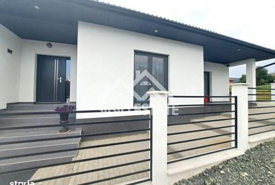 Casă cu 5 camere cu Teren 600 Mp în Sadu - 3