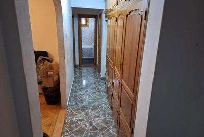 Apartament cu 3 camere decomandat în Central - 3