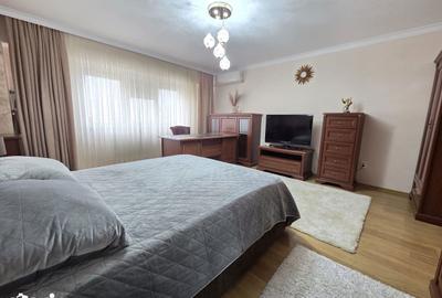 Apartament cu 2 camere, mobilat în Mazepa 2 - 4