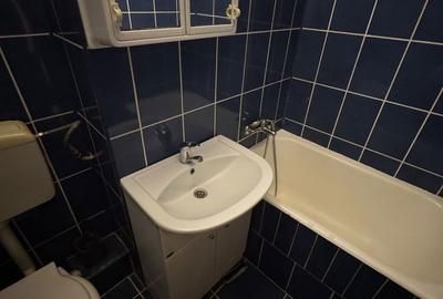 Apartament cu 3 camere semidecomandat în Central - 2