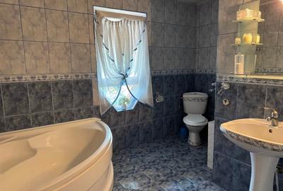 Casa spatioasa D+P+M cu garaj locuibil, zona Iosia - 10